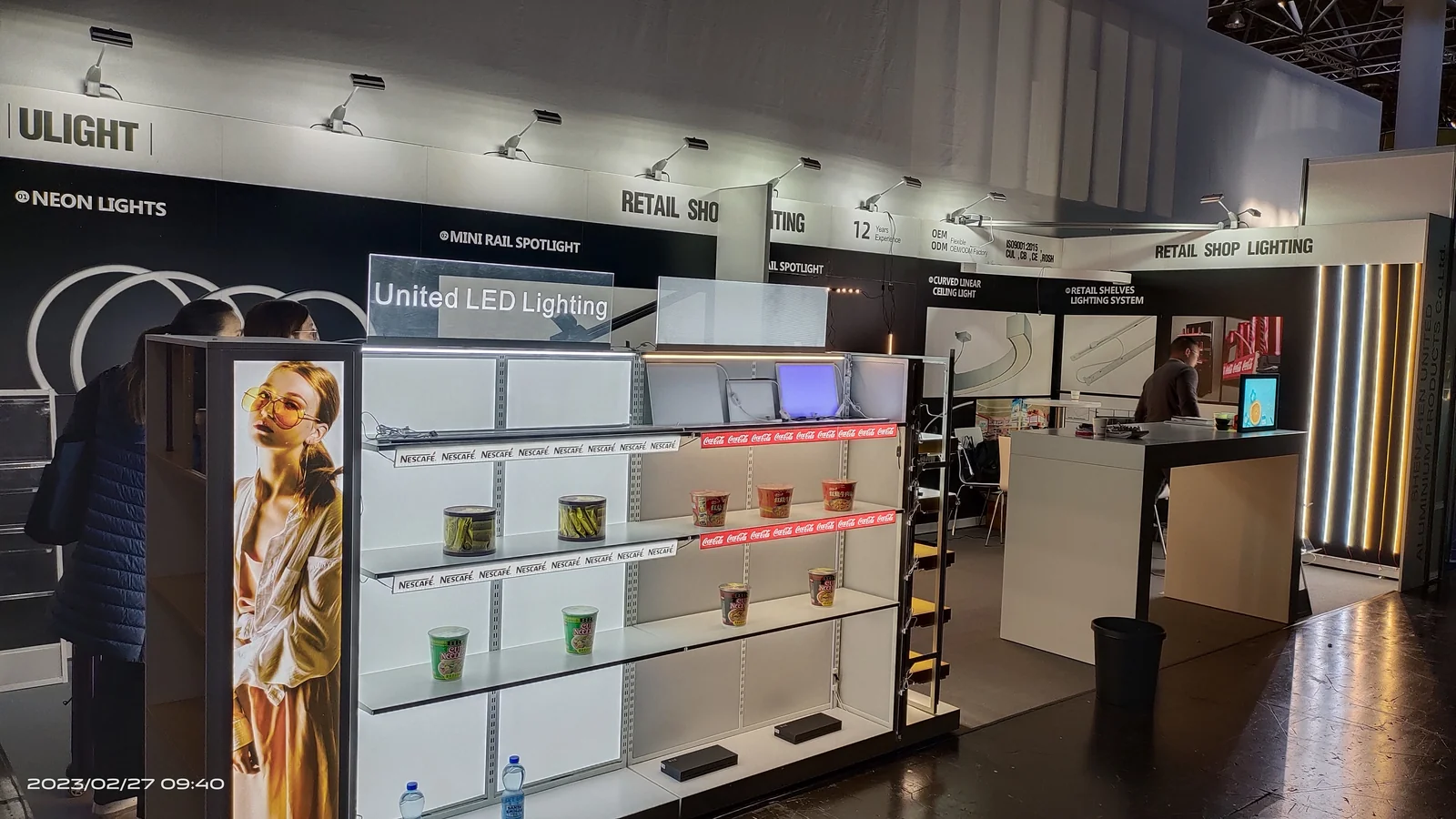 ULIGHT retail shelf lighting display at trade show booth